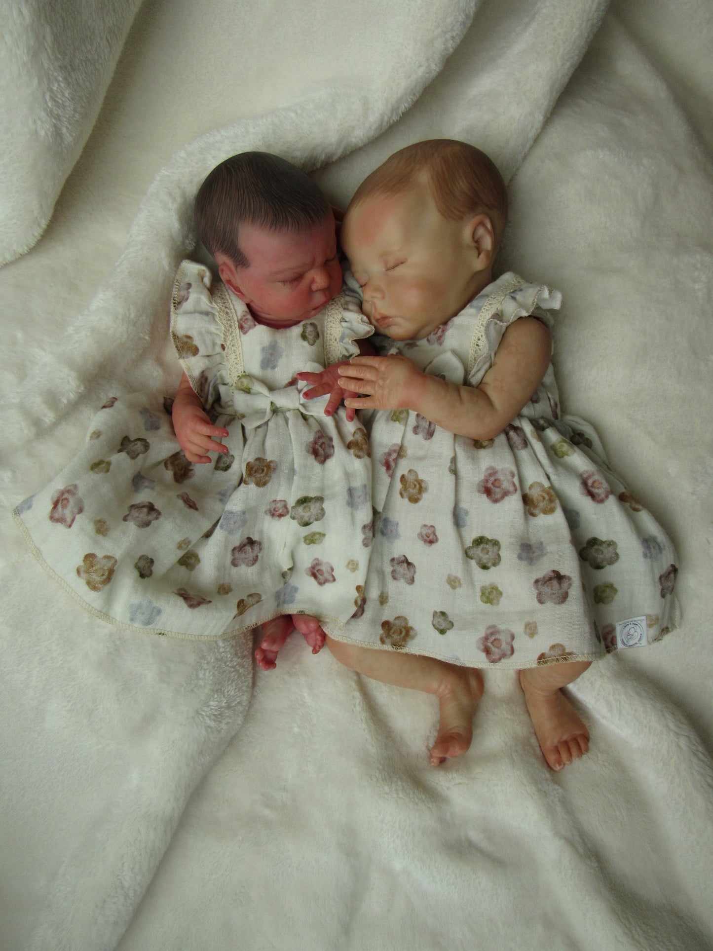 Preemie Girls NICU-Friendly Bloom Dress (2 - 4 lbs.)