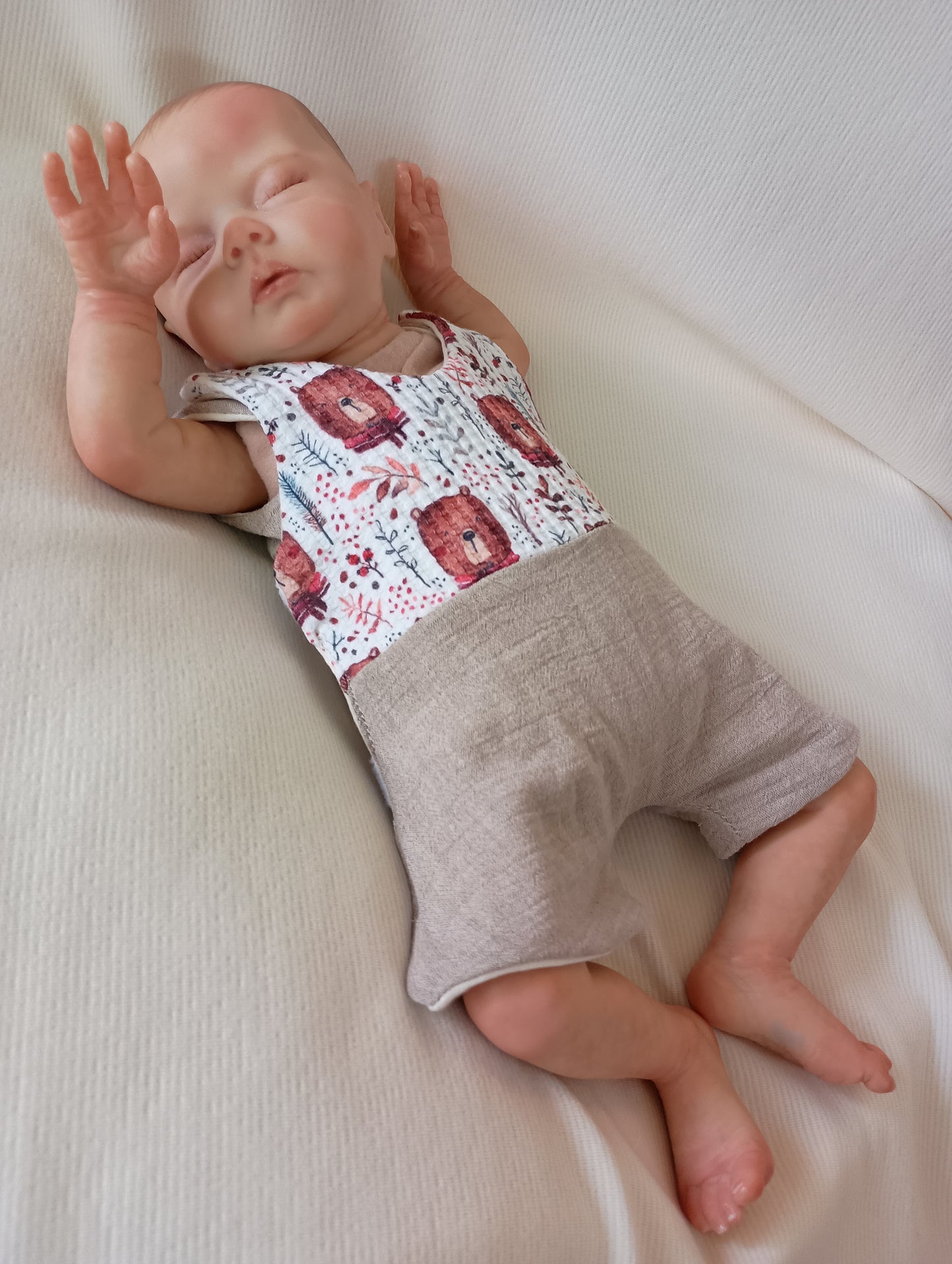 Preemie Boys NICU-Friendly Bloom Suit (2 - 4 lbs.)
